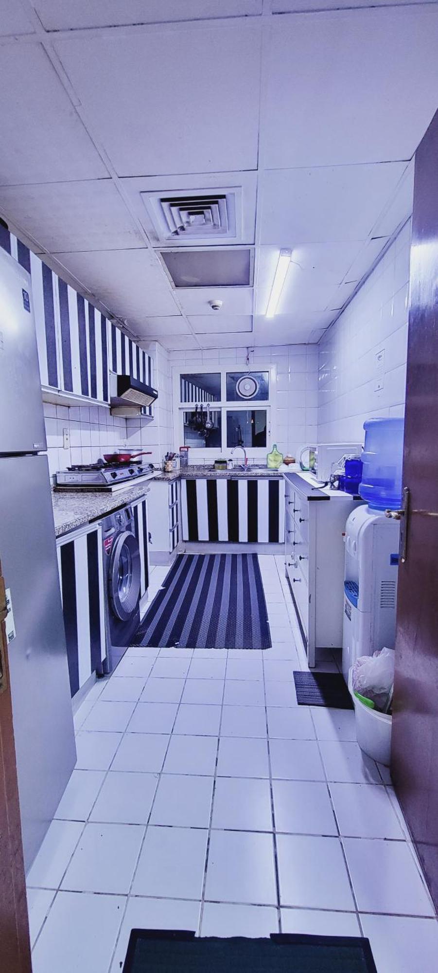 Sky Hostel Дубай Экстерьер фото