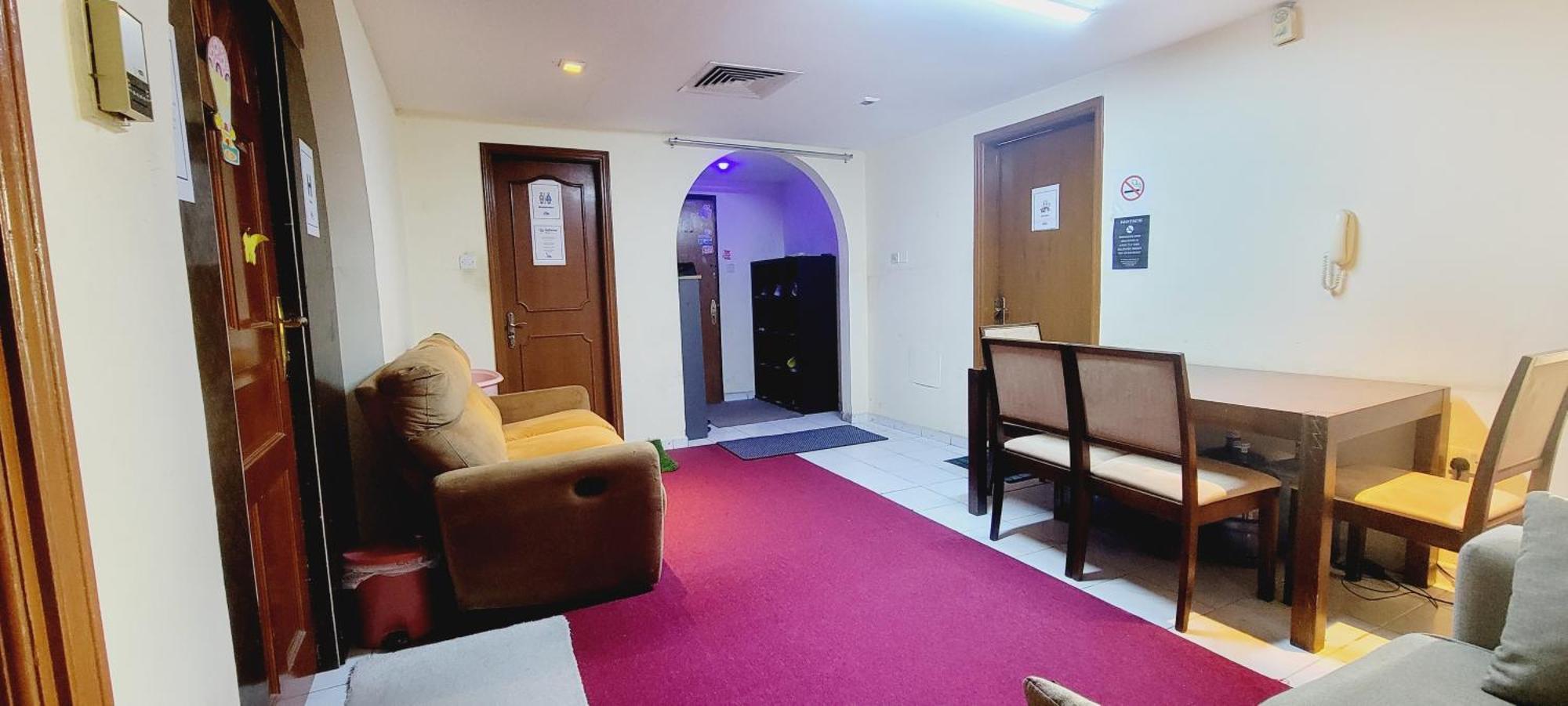 Sky Hostel Дубай Экстерьер фото